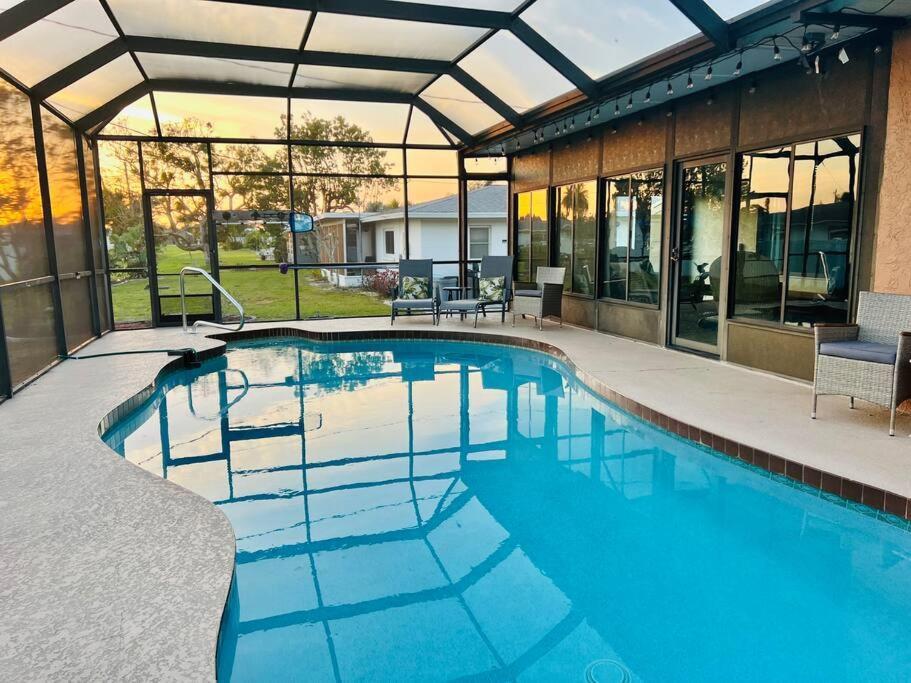 Heated Saltwater Pool Home Minutes To Beach Englewood Bagian luar foto