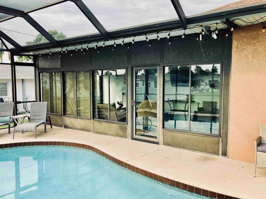 Heated Saltwater Pool Home Minutes To Beach Englewood Bagian luar foto